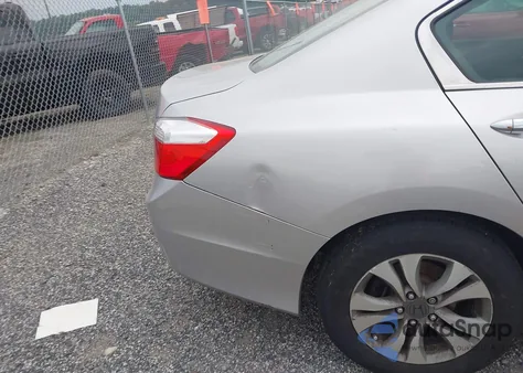 2013 Honda Accord Lx z USA, uszkodzony, nr VIN 1HGCR2F35DA183753